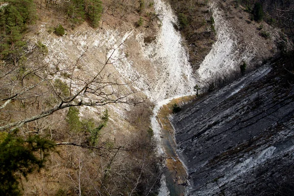 Dağlardaki Güzel Fotoğraf Rusya Daki Zhane Nehri Nden Akıyor Gelendzhik — Stok fotoğraf