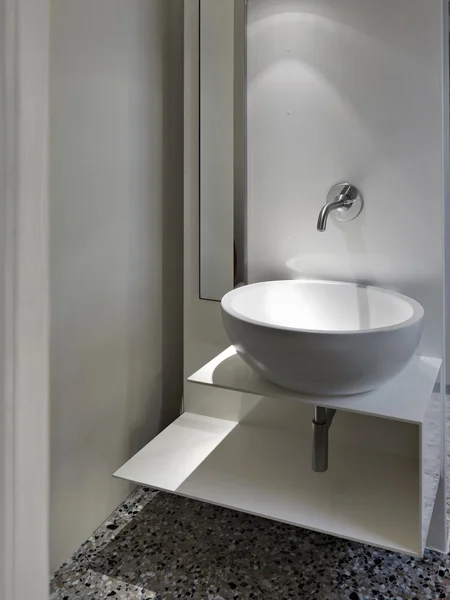 Vista interior de un baño moderno —  Fotos de Stock
