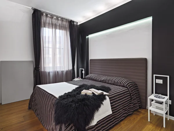 Widok wnętrza nowoczesnych sypialni — Zdjęcie stockowe