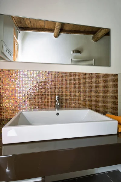Interieur shots van een moderne badkamer — Stockfoto