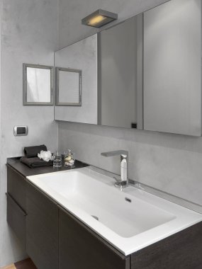 modern banyo lavabo ön planda iç görünümü