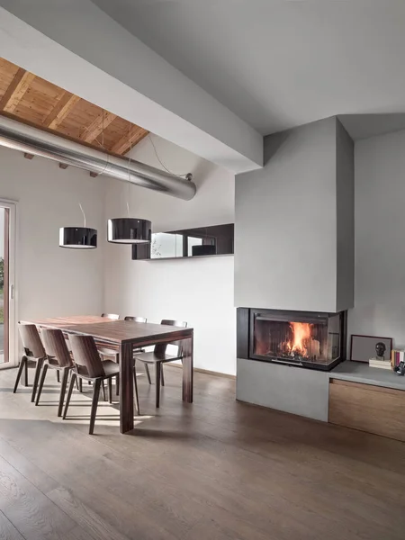 Interni Una Sala Pranzo Sul Lato Sinistro Tavolo Legno Con — Foto Stock