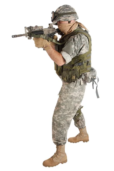 US ARMY soldier with assault rifle on white background — Stock Photo, Image