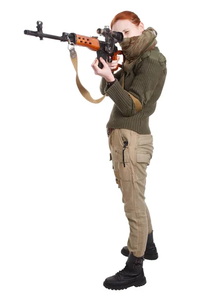 Dívka odstřelovač s manuální odstřelovací pušku Svd — Stock fotografie