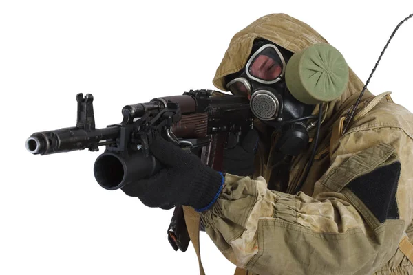 Stalker Maschera Antigas Con Pistola Isolata Bianco — Foto Stock