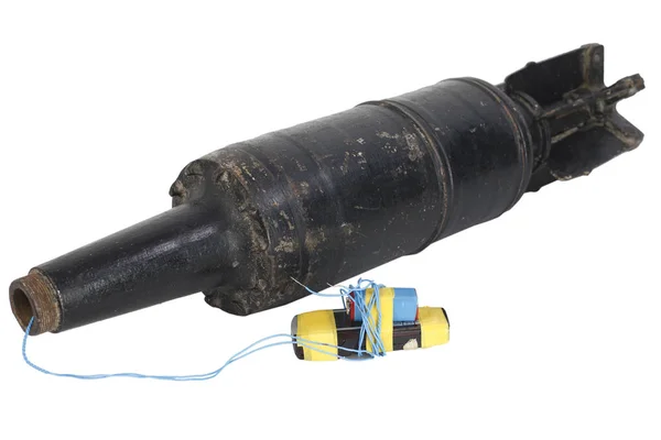 IED (improvised explosive device) with 125mm USSR Tank HEAT Projectile — Stock Photo, Image