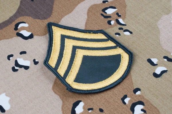 May 2018 Army Staff Sergeant Rank Patch Desert Camouflage Uniform — Stock Photo, Image