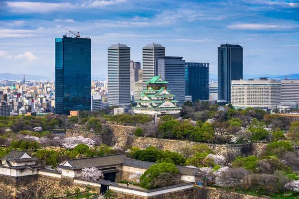 Castelo de Osaka na primavera — Fotografia de Stock