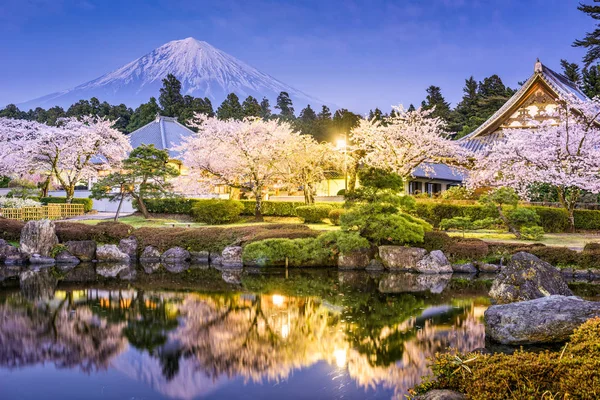 Mount Fuji in het voorjaar — Stockfoto