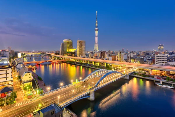 Tokio, japanische Skyline — Stockfoto