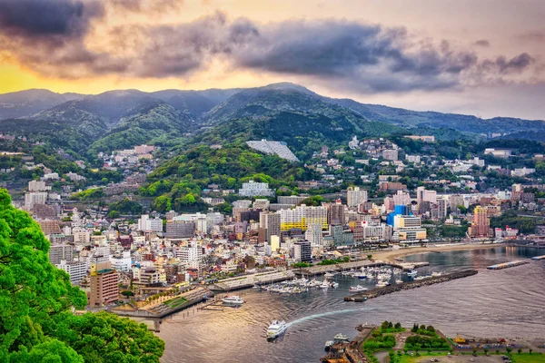 Atami, japanische Skyline — Stockfoto