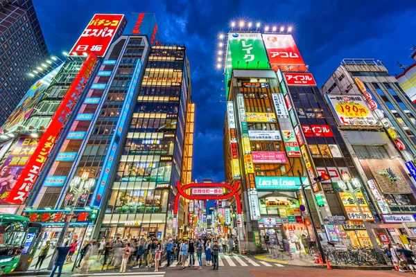 歌舞伎町，新宿日本 — 图库照片