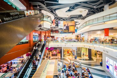 Singapur alışveriş merkezi Bugis +