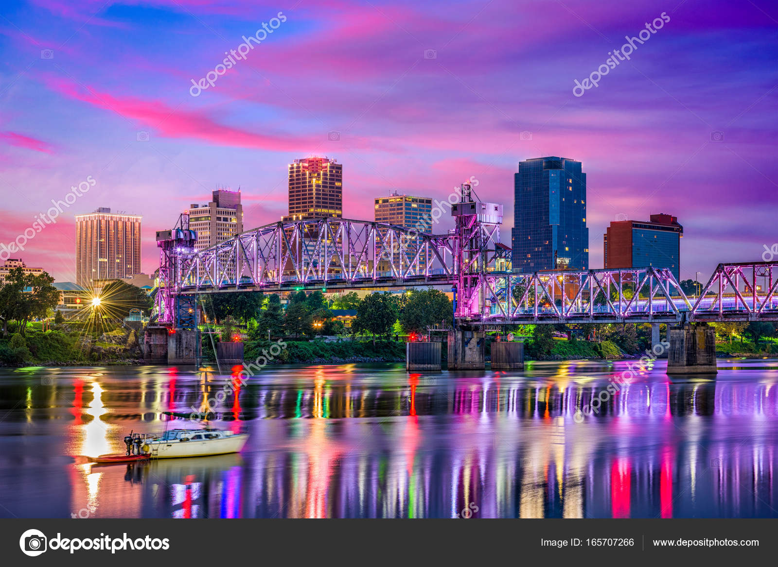 Little Rock Arkansas Skyline — Stock Photo © sepavone 165707266