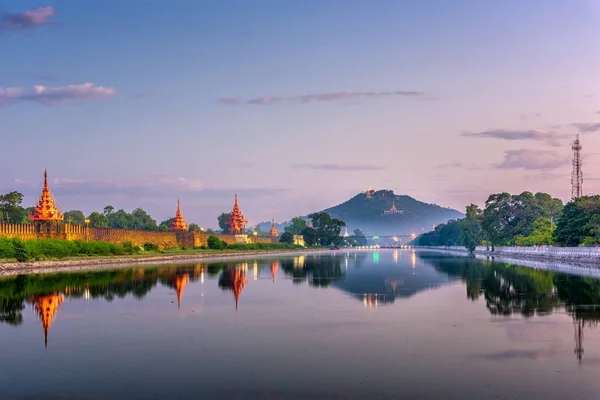 Мандалай, Мьянма на Мандалай Хилл — стоковое фото