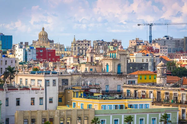 Havana, Cuba skyline centro da cidade . — Fotografia de Stock