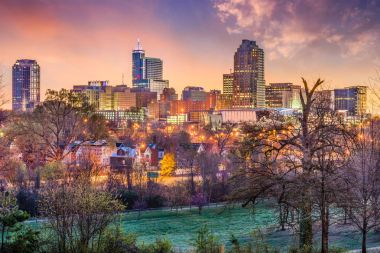 Raleigh, Kuzey Karolina, ABD skyline.