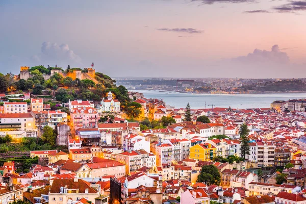 Lissabon, Portugal stadssilhuetten — Stockfoto