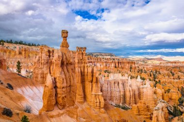Bryce Canyon at Thor's Hammer clipart