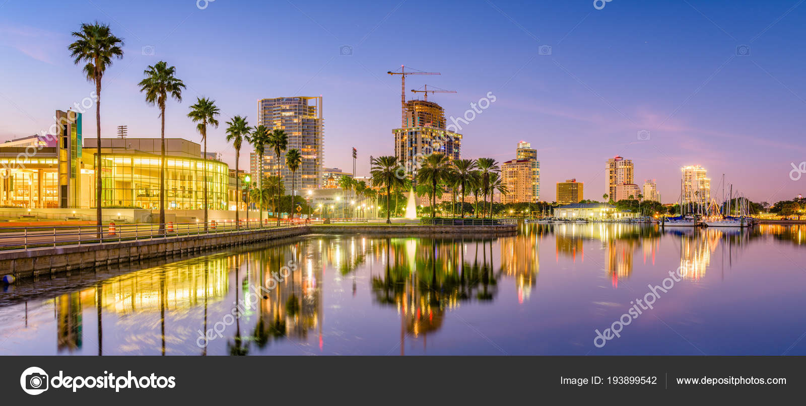 St. Petersburg, Florida, USA Skyline — Stock Photo © sepavone 193899542