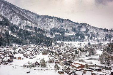 Shirakawago, Gifu, Japonya Kış Köyü