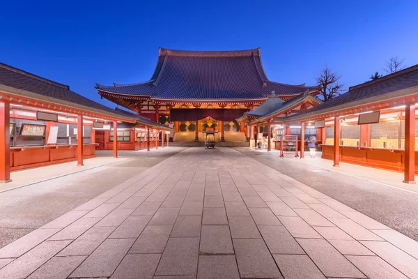 Okyo, Japón en el templo Senso-ji en el distrito de Asakusa —  Fotos de Stock