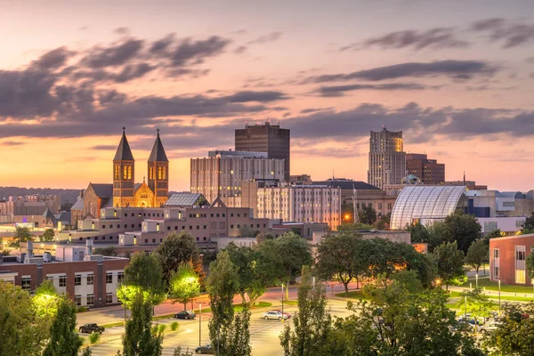 Akron, Ohio, Usa centrum skyline — Stockfoto