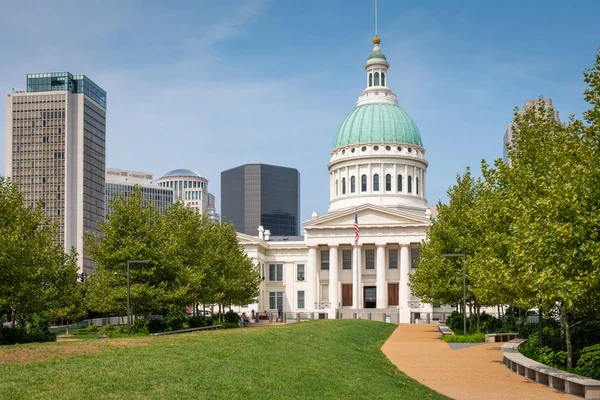 St. Louis, Missouri, USA am alten Gerichtsgebäude — Stockfoto