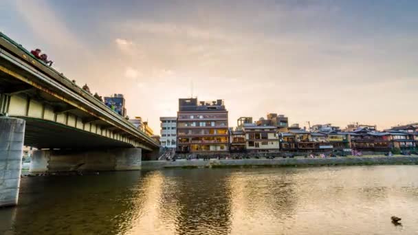 Kioto Japón Paisaje Urbano Céntrico Río Kamo Desde Atardecer Hasta — Vídeos de Stock