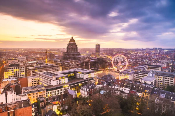 Bruselas Bélgica Paisaje Urbano Palais Justice Durante Atardecer —  Fotos de Stock