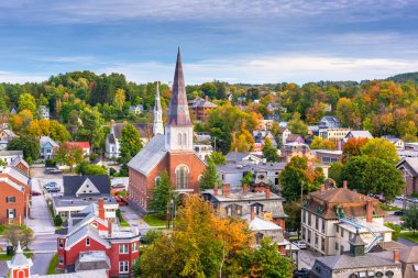 Montpelier, Vermont, ABD sonbahar kasabası ufuk çizgisi.