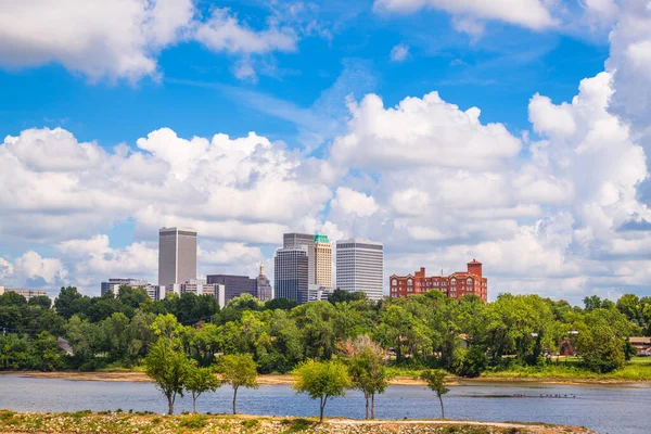 Tulsa Oklahoma Eua Skyline Centro Cidade Rio Arkansas Tarde — Fotografia de Stock