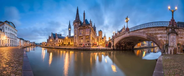 Gante Bélgica Paisaje Urbano Ciudad Vieja Los Graslei Están Amanecer — Foto de Stock