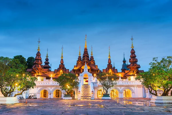 Чіангмай Традиційна Архітектура Таїланду Сутінках — стокове фото