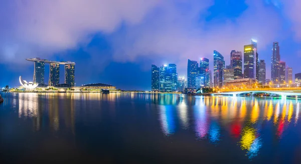 Singapour Skyline Marina Pendant Crépuscule — Photo