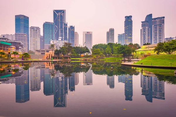 Kuala Lumpur Malasia Paisaje Urbano Por Noche —  Fotos de Stock