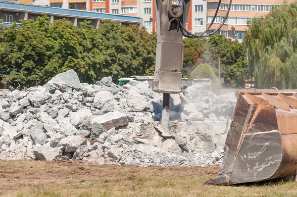 Şehir sokak Betonda ezmek için makine