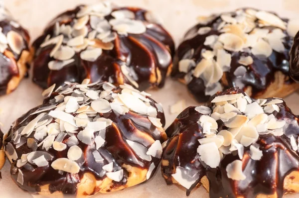 stock image round cakes with chocolate 