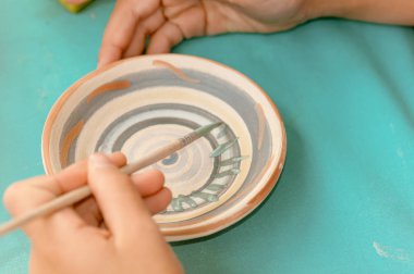 Çocuk Festivali Ukrayna seramik boya öğrenmek