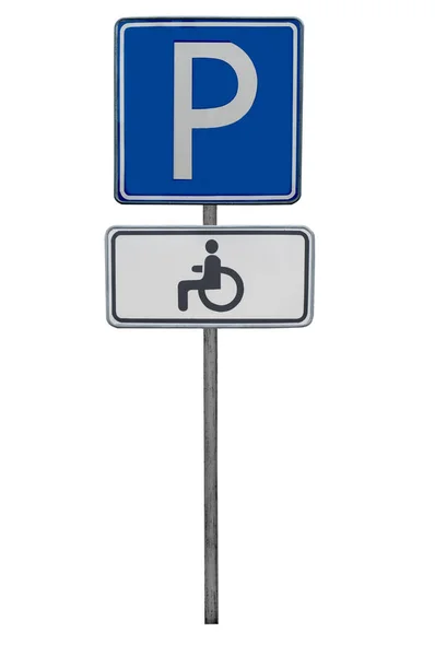 Panneau de stationnement handicapés isolé sur blanc — Photo