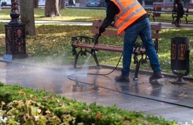 Yüksek basınçlı su parkı temizliği