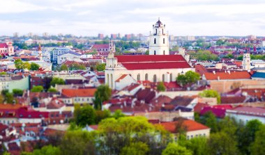Doğal yaz Vilnius eski şehrin panoramik havadan görünümü