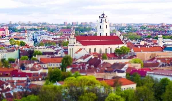 Scenic summer panoramic aerial view of Vilnius old town — Stock Photo, Image