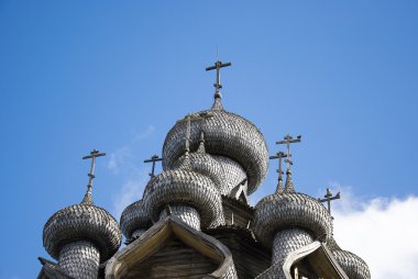 Karelya, Kizhi, Rusya - Ağustos, 2015: Kuzey Rusya ahşap mimarisi - Açık Hava Müzesi Kizhi, 
