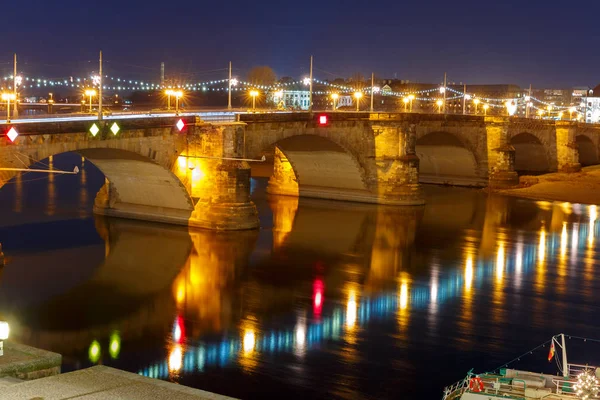 Pont Auguste, Elbe la nuit, Dresde, Allemagne — Photo