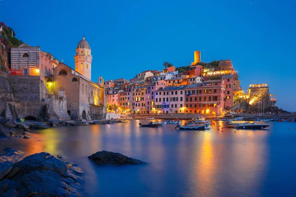 Nacht Vernazza, Cinque Terre, Ligurië, Italië — Stockfoto