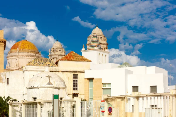 Kathedraal in Cadiz, Andalusie, Spanje — Stockfoto