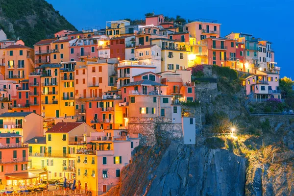 Noche Manarola, Cinque Terre, Liguria, Italia —  Fotos de Stock