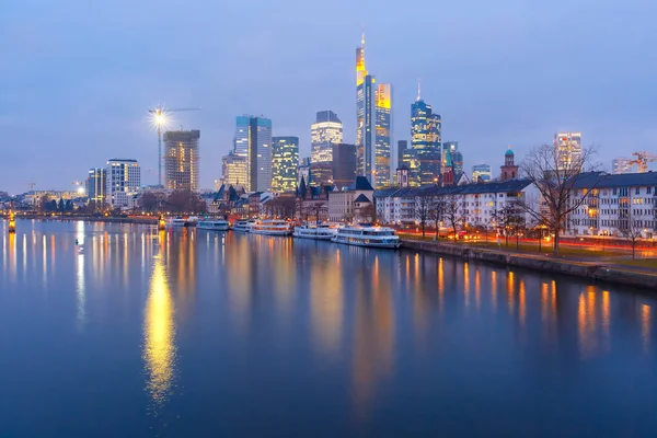 Frankfurt nad Mohanem ráno, Německo — Stock fotografie