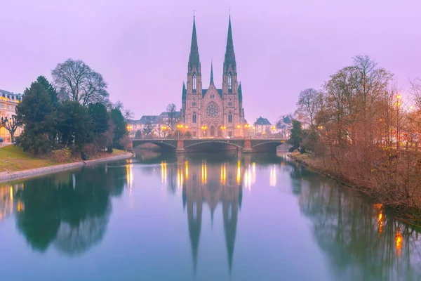 Morgendamm in Straßburg, Elsass — Stockfoto